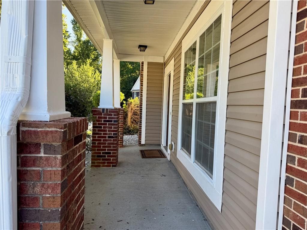 4 bedroom, 3 bathroom, 2,262 sq ft single family residence for sale at 3254 Star Pine Court, Duluth, GA 30096 — photo 2