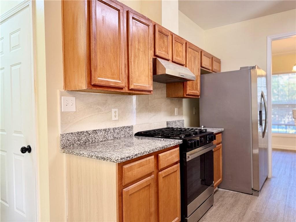4 bedroom, 3 bathroom, 2,262 sq ft single family residence for sale at 3254 Star Pine Court, Duluth, GA 30096 — photo 8