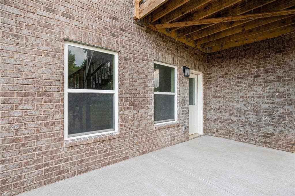 1 bedroom, 1 bathroom, 1,071 sq ft other for rent at 345 Green Love Lane, Grayson, GA 30017 for $1,650 a month — photo 2