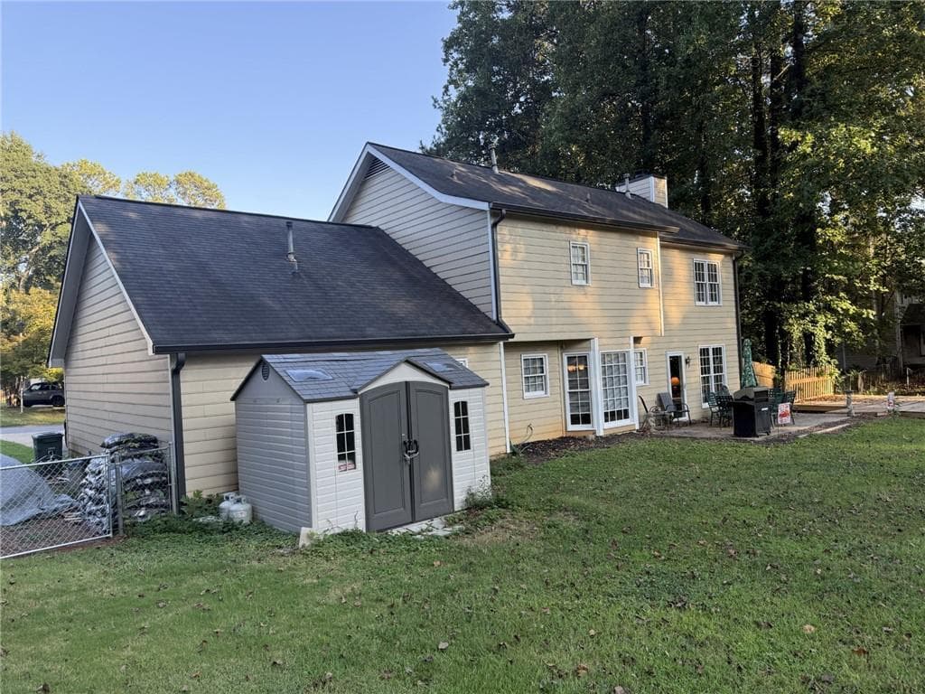 3 bedroom, 3 bathroom, 2,064 sq ft single family residence for sale at 166 Knollwood Drive, Marietta, GA 30064 — photo 6