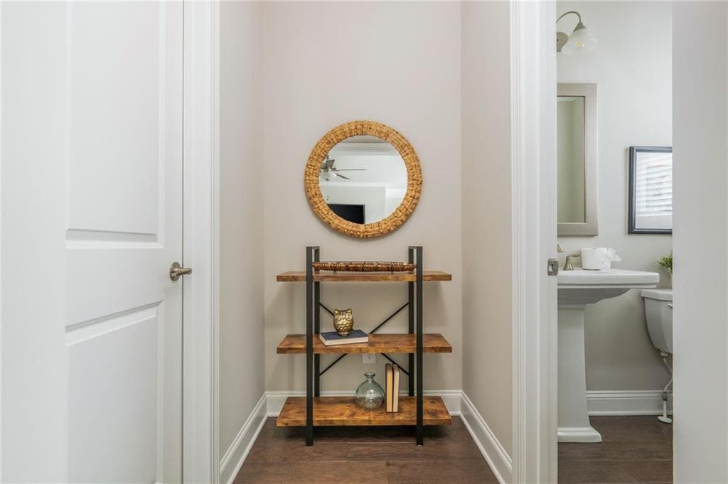 4 bedroom, 4 bathroom, 2,407 sq ft townhouse for sale at 1391 Live Oak Lane, Brookhaven, GA 30319 — photo 9