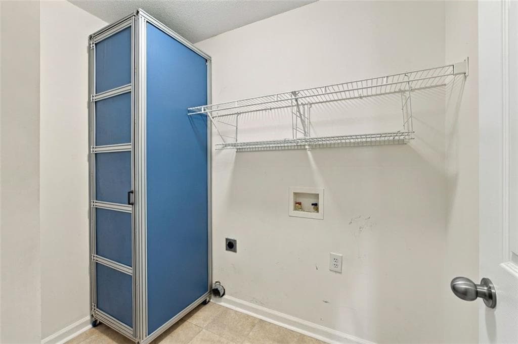 3 bedroom, 2 bathroom, 1,606 sq ft single family residence for sale at 2670 Fort Apachee Trail, Dacula, GA 30019 — photo 7