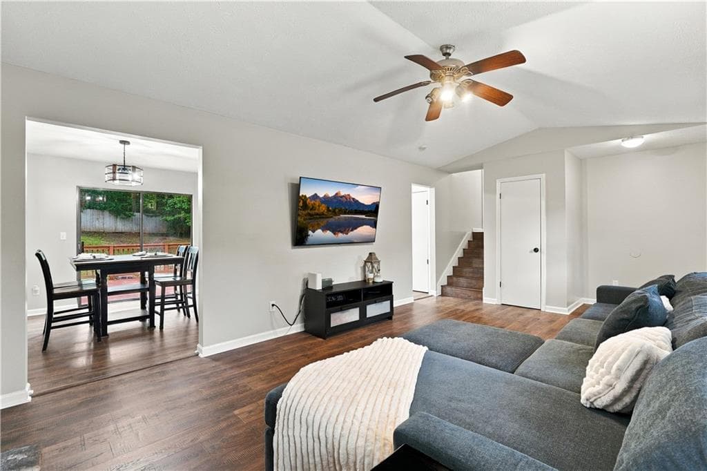 3 bedroom, 2 bathroom, 1,424 sq ft single family residence for sale at 191 Wana Circle, Mableton, GA 30126 — photo 6