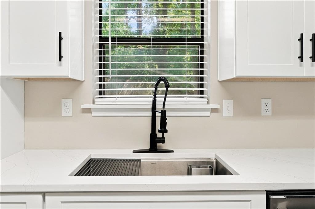 3 bedroom, 2 bathroom, 1,424 sq ft single family residence for sale at 191 Wana Circle, Mableton, GA 30126 — photo 10