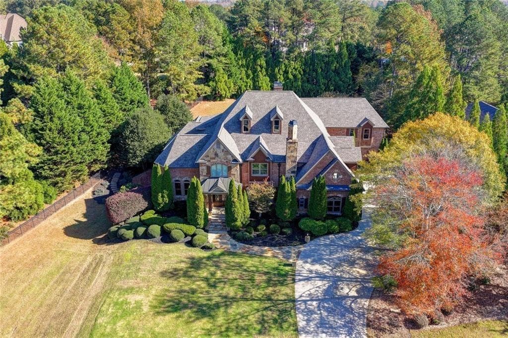 6 bedroom, 8 bathroom, 11,684 sq ft single family residence for sale at 5669 Legends Club Circle, Braselton, GA 30517 — photo 3