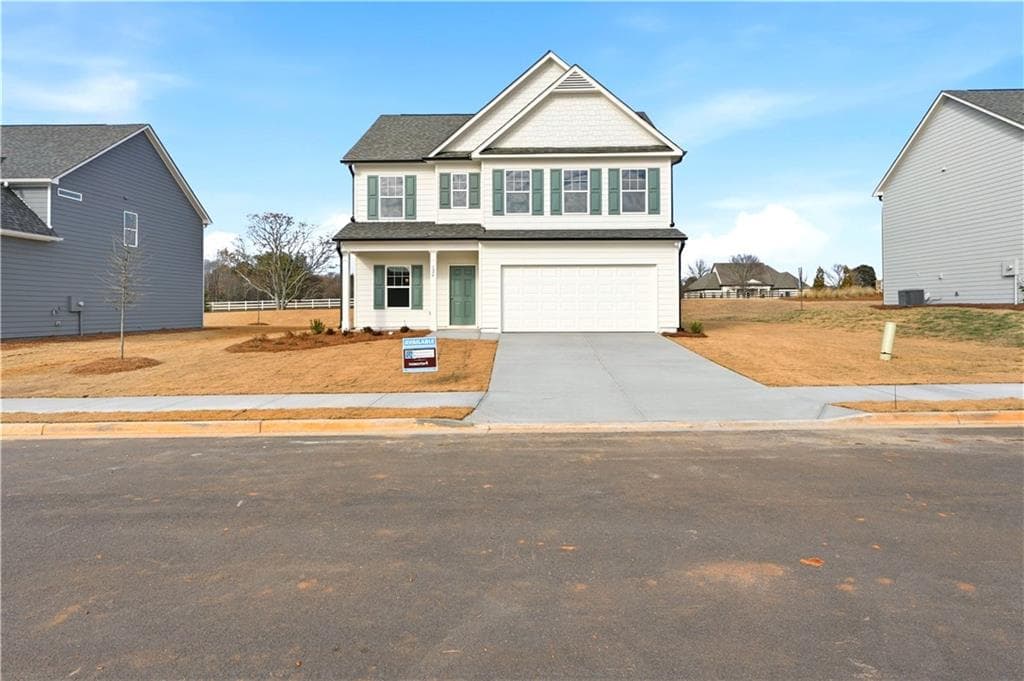 4 bedroom, 3 bathroom, 2,200 sq ft single family residence for sale at 126 Hampton Hollow Drive, Jefferson, GA 30549