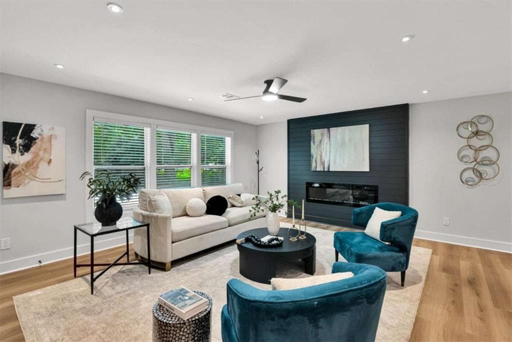 4 bedroom, 2 bathroom, 2,000 sq ft single family residence for sale at 4834 Tilly Mill Road, Atlanta, GA 30360 — photo 5