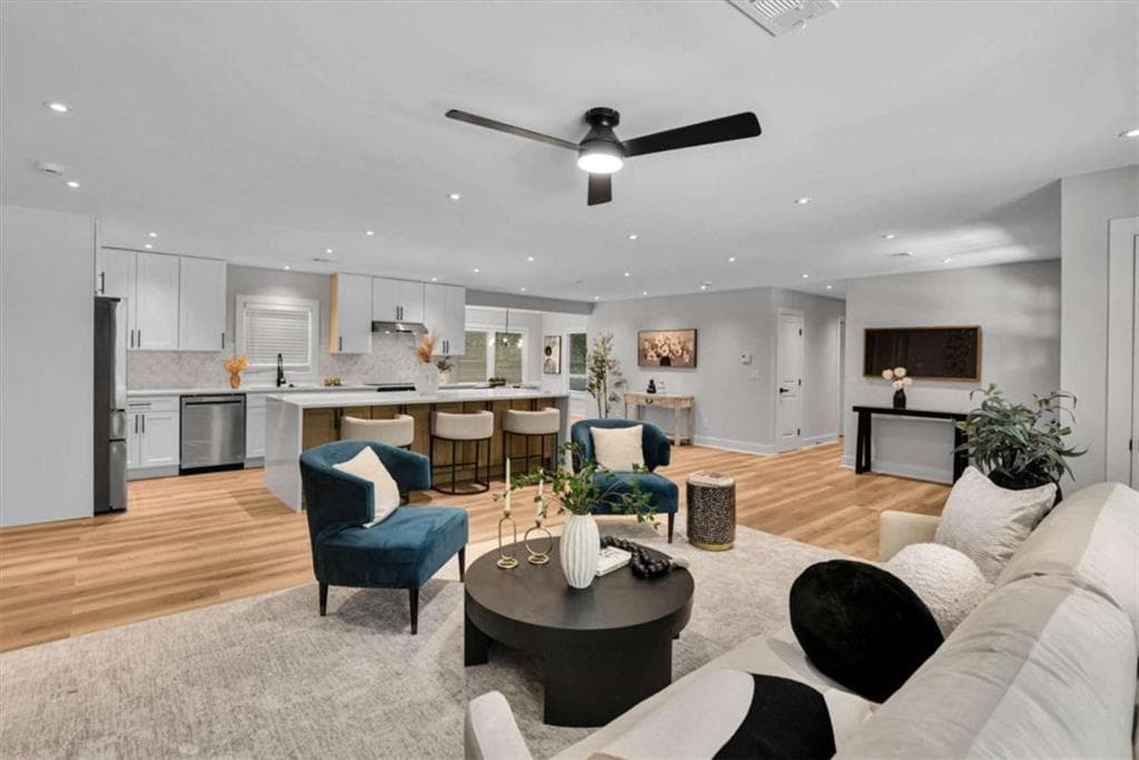 4 bedroom, 2 bathroom, 2,000 sq ft single family residence for sale at 4834 Tilly Mill Road, Atlanta, GA 30360 — photo 7