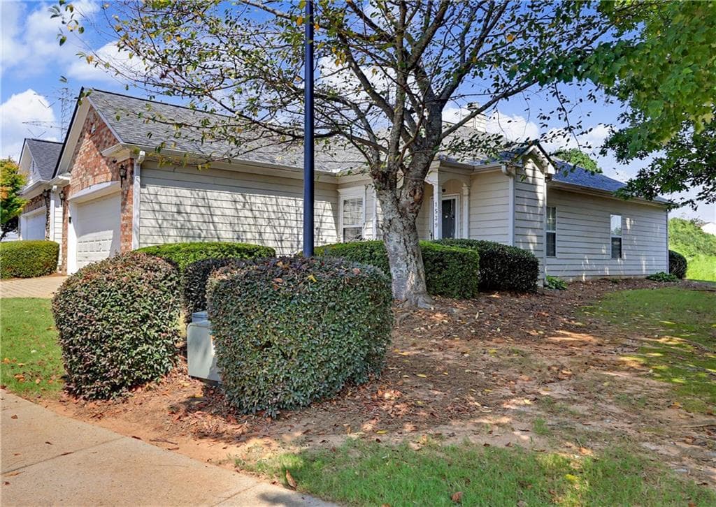 3 bedroom, 2 bathroom, 1,427 sq ft condominium for sale at 1539 Rachels Ridge, Kennesaw, GA 30152 — photo 2