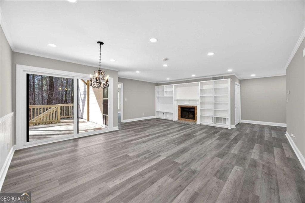 2 bedroom, 2 bathroom, 1,519 sq ft condominium for sale at 6550 Deerings Lane, Peachtree Corners, GA 30092 — photo 2