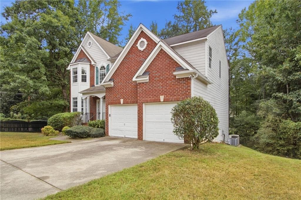 4 bedroom, 4 bathroom, 2,822 sq ft single family residence for sale at 2900 Stonecrest Point, Conyers, GA 30094 — photo 3