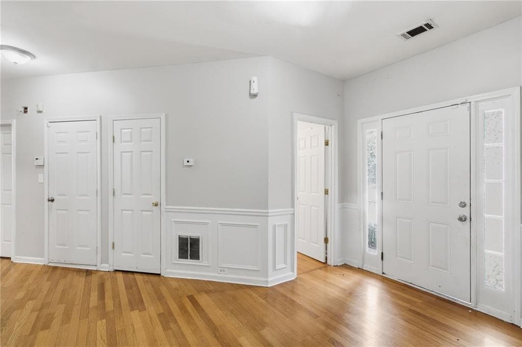 4 bedroom, 4 bathroom, 2,822 sq ft single family residence for sale at 2900 Stonecrest Point, Conyers, GA 30094 — photo 9