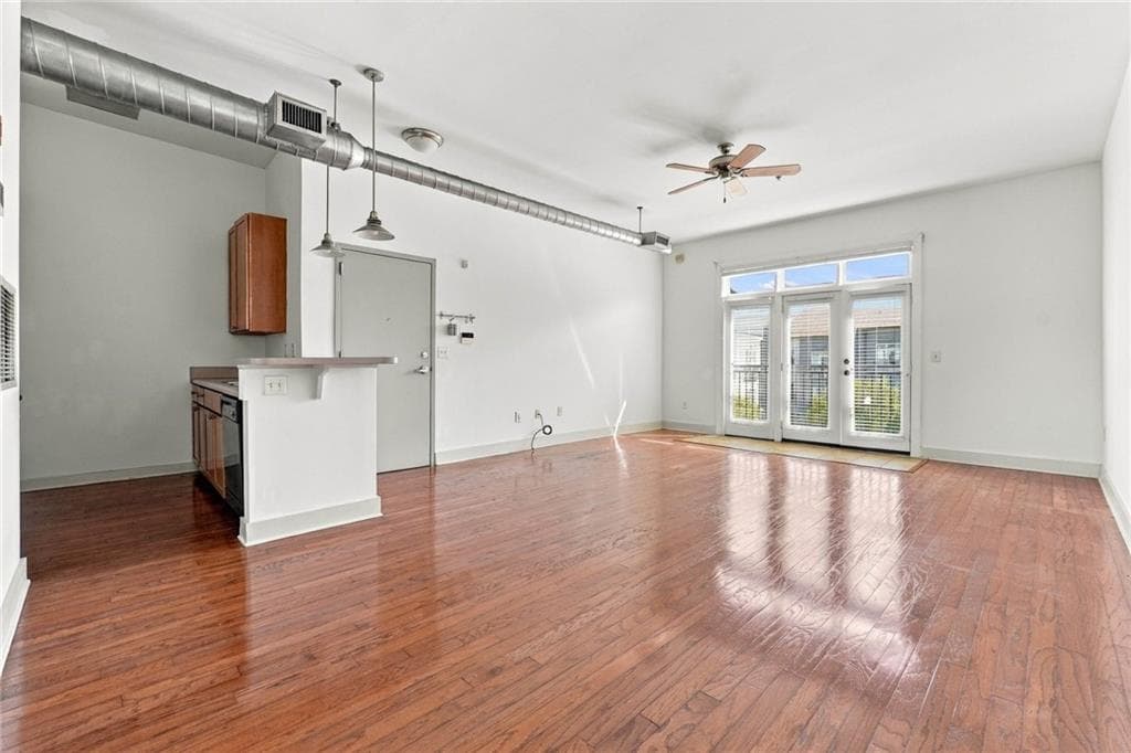 1 bedroom, 1 bathroom, 750 sq ft condominium for sale at 502 Pryor Street 302, Atlanta, GA 30312 — photo 1 of 20