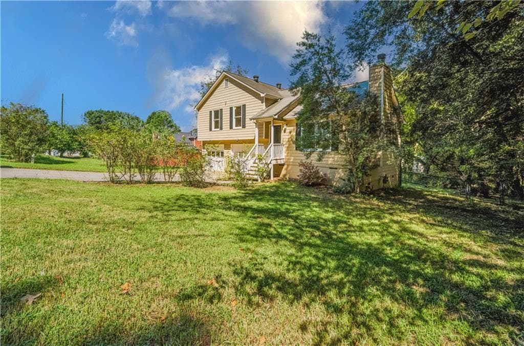 3 bedroom, 2 bathroom, 1,104 sq ft single family residence for sale at 4234 Apache Drive, Acworth, GA 30102 — photo 4