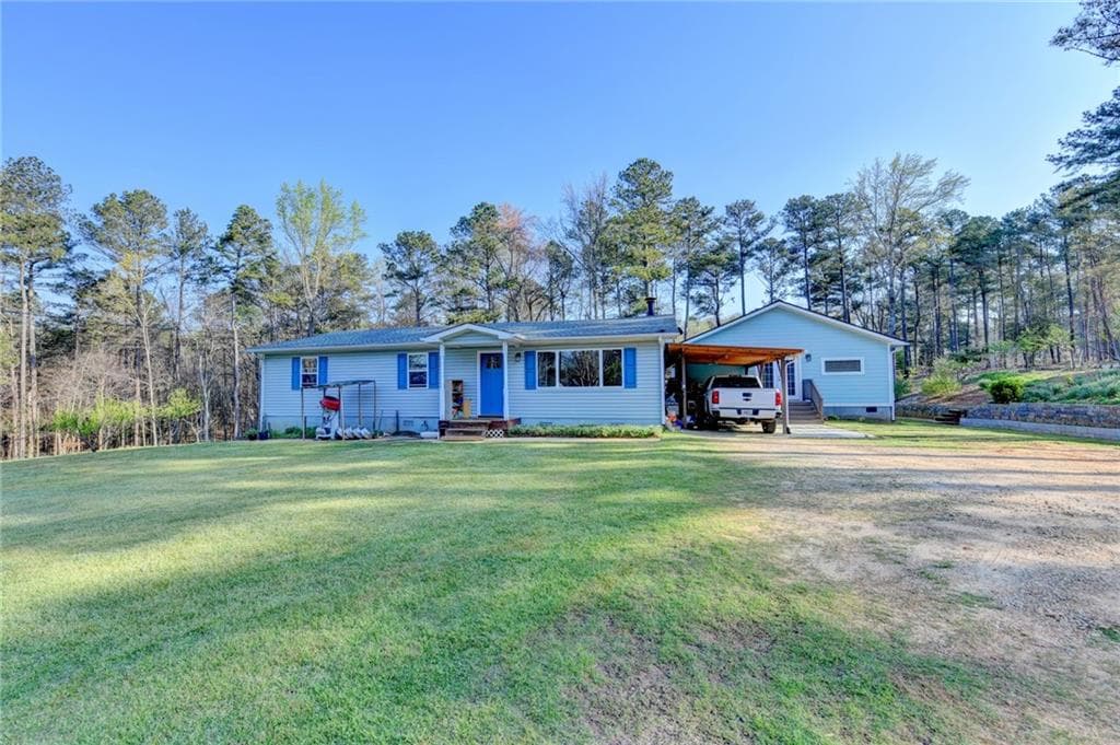 6 bedroom, 5 bathroom, 2,520 sq ft single family residence for sale at 553 Appalachee Ridge rd., Auburn, GA 30011