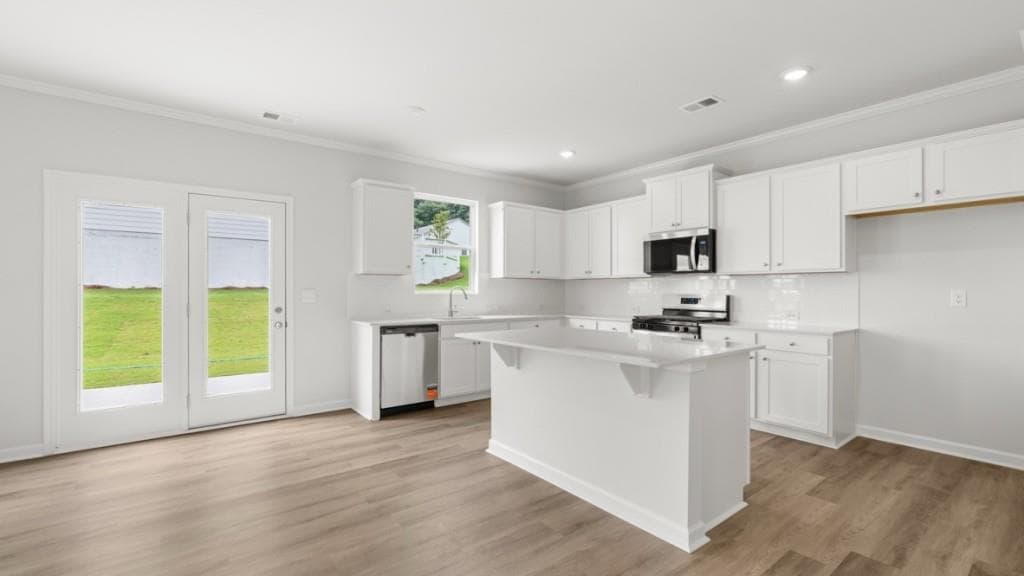 5 bedroom, 3 bathroom, 2,804 sq ft single family residence for sale at 176 Supreme Court, Braselton, GA 30517 — photo 3