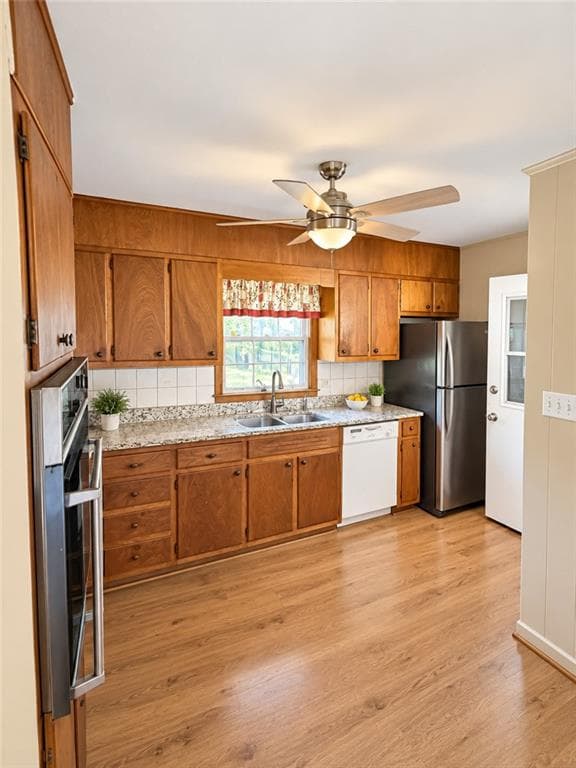 3 bedroom, 2 bathroom, 1,568 sq ft single family residence under contract at 304 Fayetteville Road, Fairburn, GA 30213 — photo 5