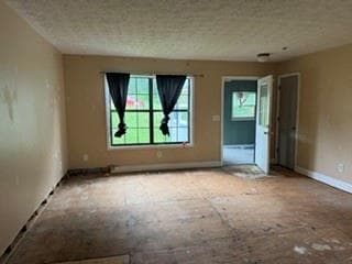 3 bedroom, 2 bathroom, 1,040 sq ft single family residence for sale at 305 Creighton Avenue, Scottdale, GA 30079 — photo 3