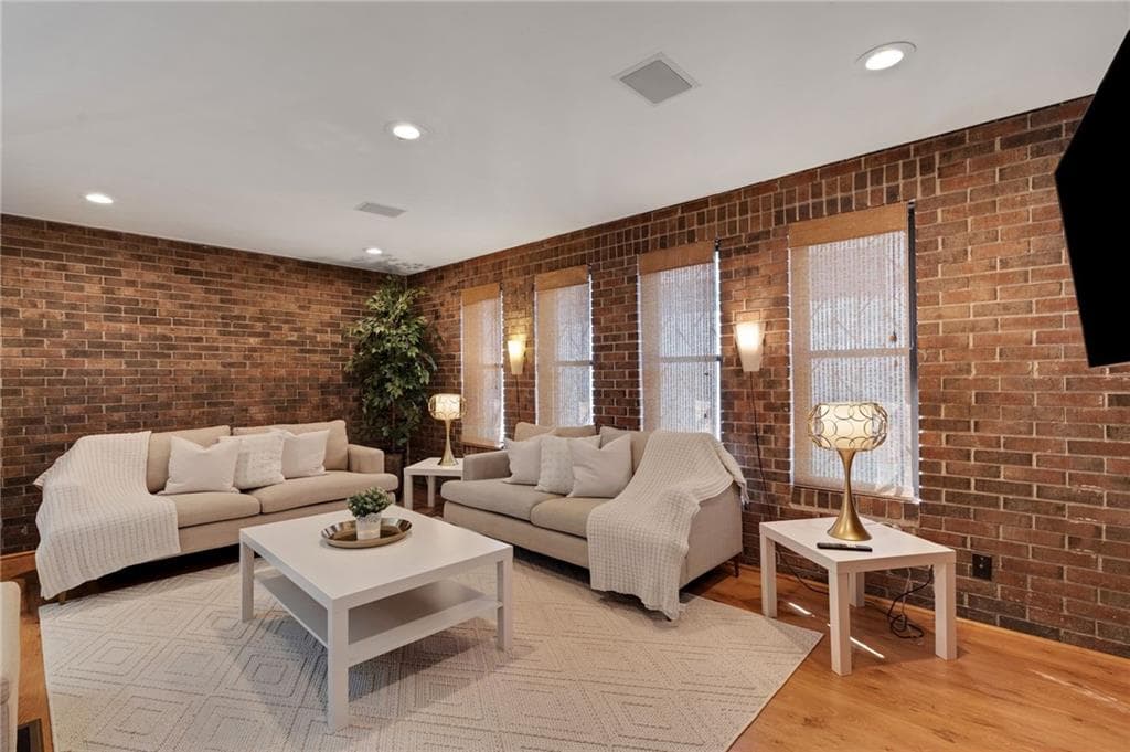 2 bedroom, 2 bathroom, 1,578 sq ft townhouse for sale at 549 Parkway Drive, Atlanta, GA 30308 — photo 5