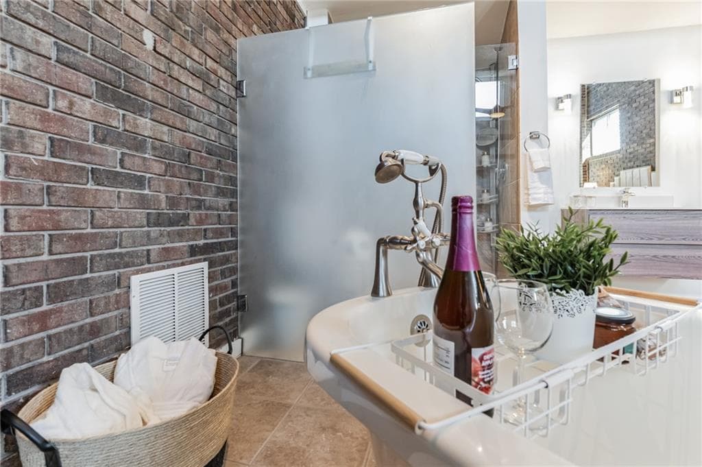 2 bedroom, 2 bathroom, 1,578 sq ft townhouse for sale at 549 Parkway Drive, Atlanta, GA 30308 — photo 9