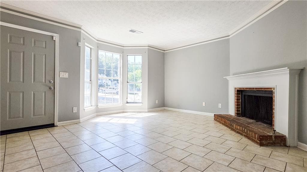 2 bedroom, 3 bathroom, 1,292 sq ft townhouse for rent at 1040 Huntington Trace, Smyrna, GA 30082 for $1,800 a month — photo 3