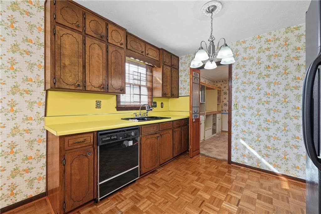 3 bedroom, 3 bathroom, 2,540 sq ft single family residence under contract at 1850 Westley Drive, Riverdale, GA 30296 — photo 10