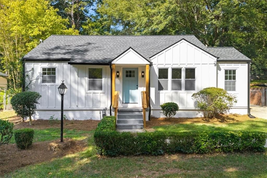 3 bedroom, 2 bathroom, 1,691 sq ft single family residence for sale at 1105 Edgefield Drive, Atlanta, GA 30310
