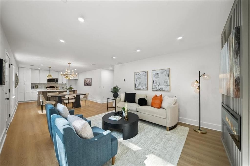 3 bedroom, 2 bathroom, 1,691 sq ft single family residence for sale at 1105 Edgefield Drive, Atlanta, GA 30310 — photo 2