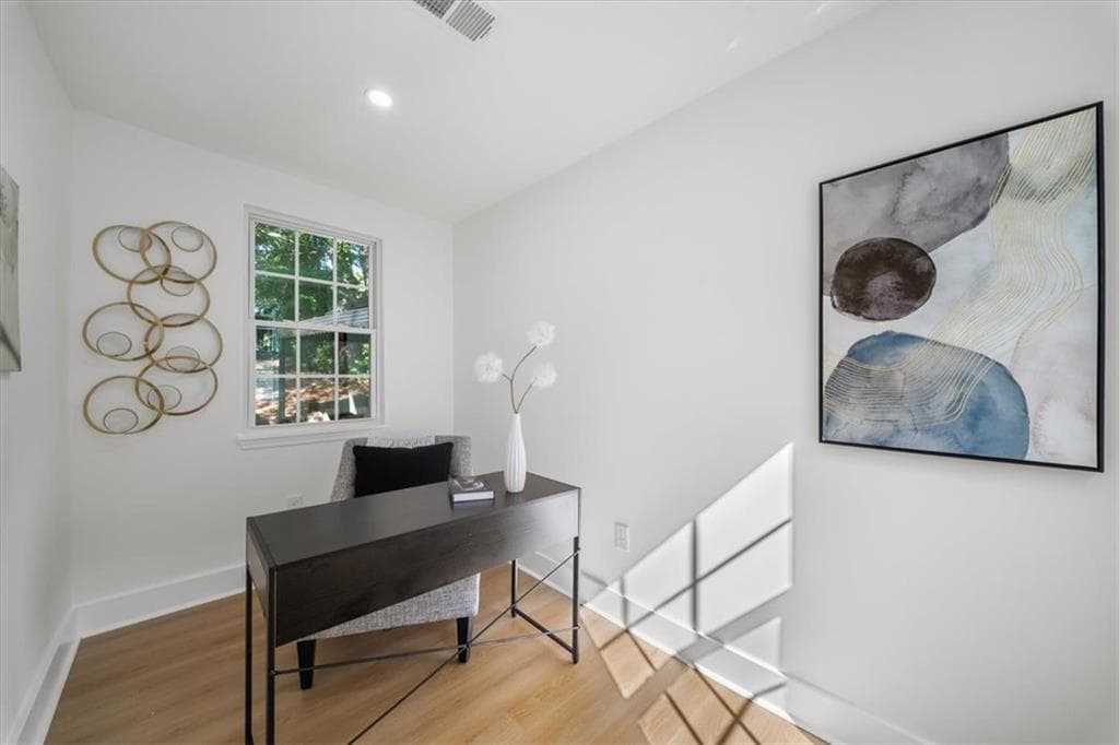 3 bedroom, 2 bathroom, 1,691 sq ft single family residence for sale at 1105 Edgefield Drive, Atlanta, GA 30310 — photo 8