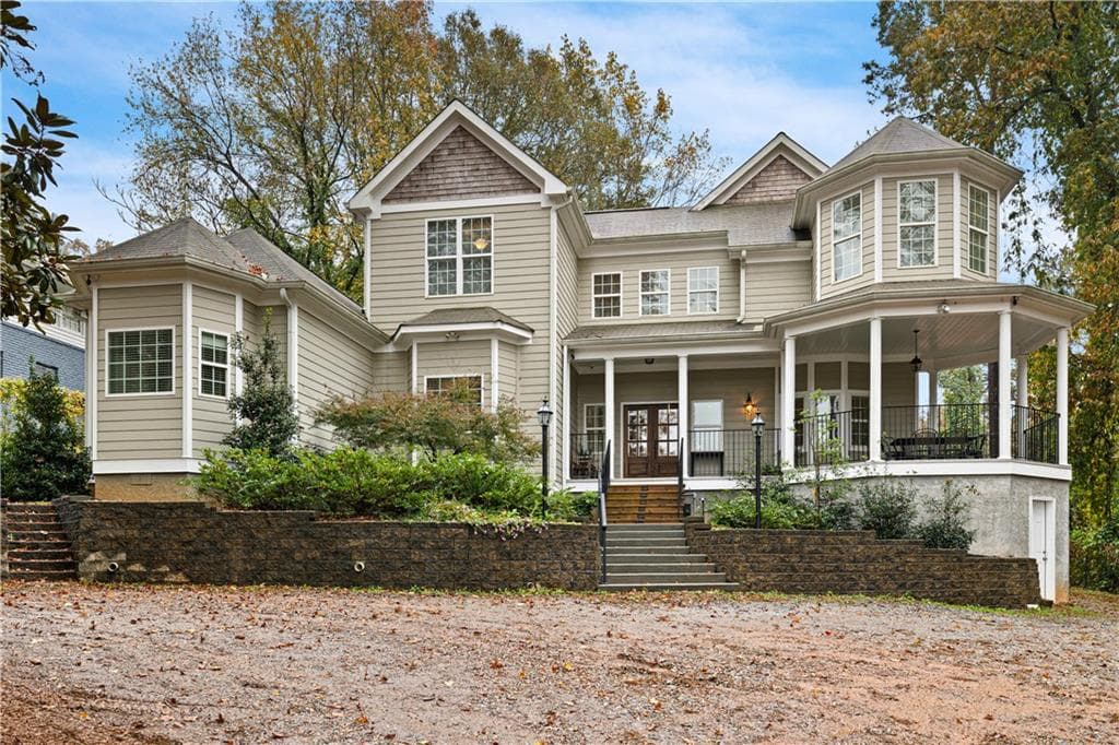 5 bedroom, 4 bathroom, 4,723 sq ft single family residence for sale at 1125 Custer Avenue, Atlanta, GA 30316 — photo 3