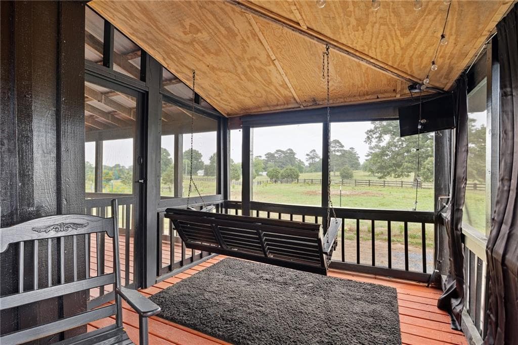 5 bedroom, 3 bathroom, 3,400 sq ft single family residence for sale at 215 Erwin Road, Adairsville, GA 30103 — photo 5