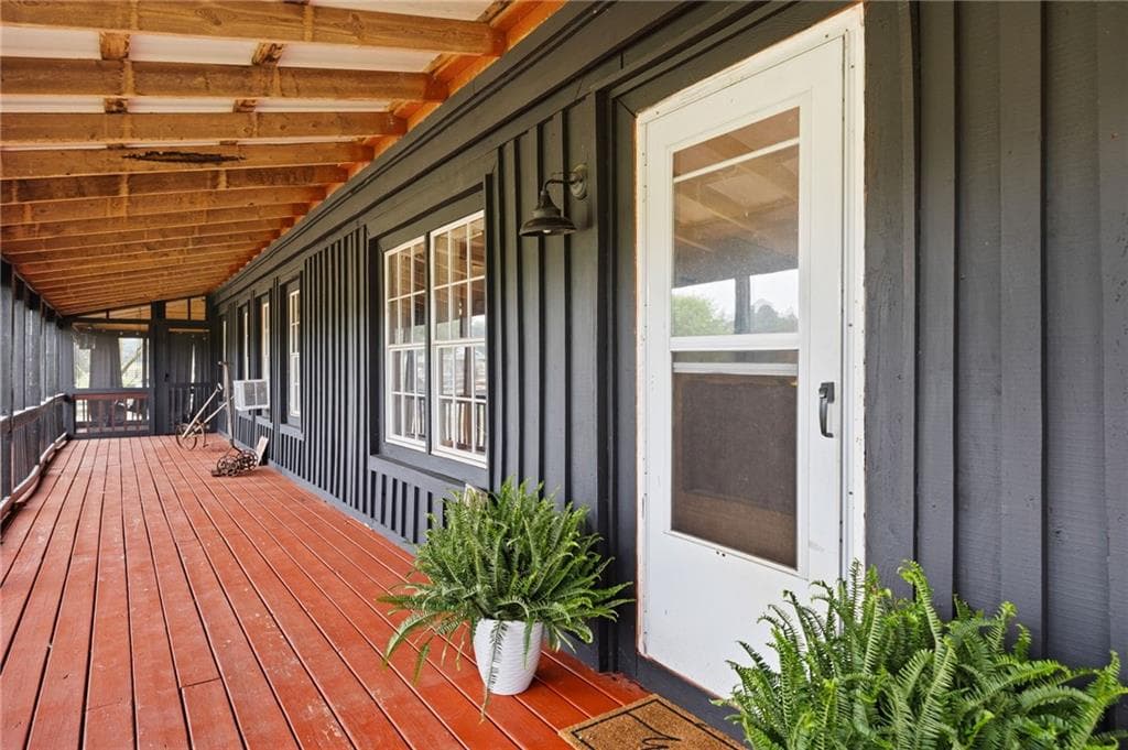 5 bedroom, 3 bathroom, 3,400 sq ft single family residence for sale at 215 Erwin Road, Adairsville, GA 30103 — photo 8