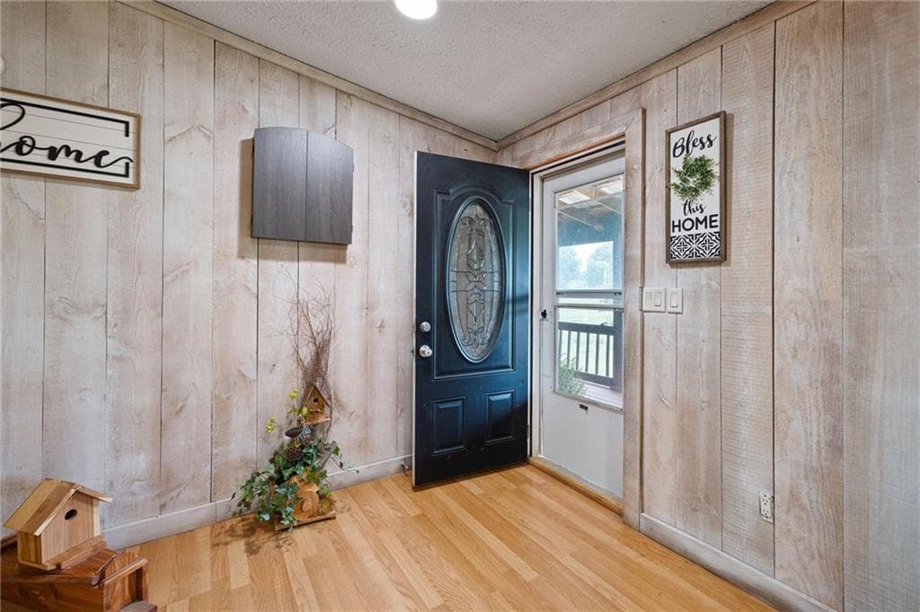 5 bedroom, 3 bathroom, 3,400 sq ft single family residence for sale at 215 Erwin Road, Adairsville, GA 30103 — photo 9