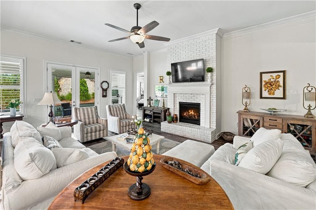 3 bedroom, 4 bathroom, 2,593 sq ft single family residence for sale at 236 Chatuge Drive, Hoschton, GA 30548 — photo 10
