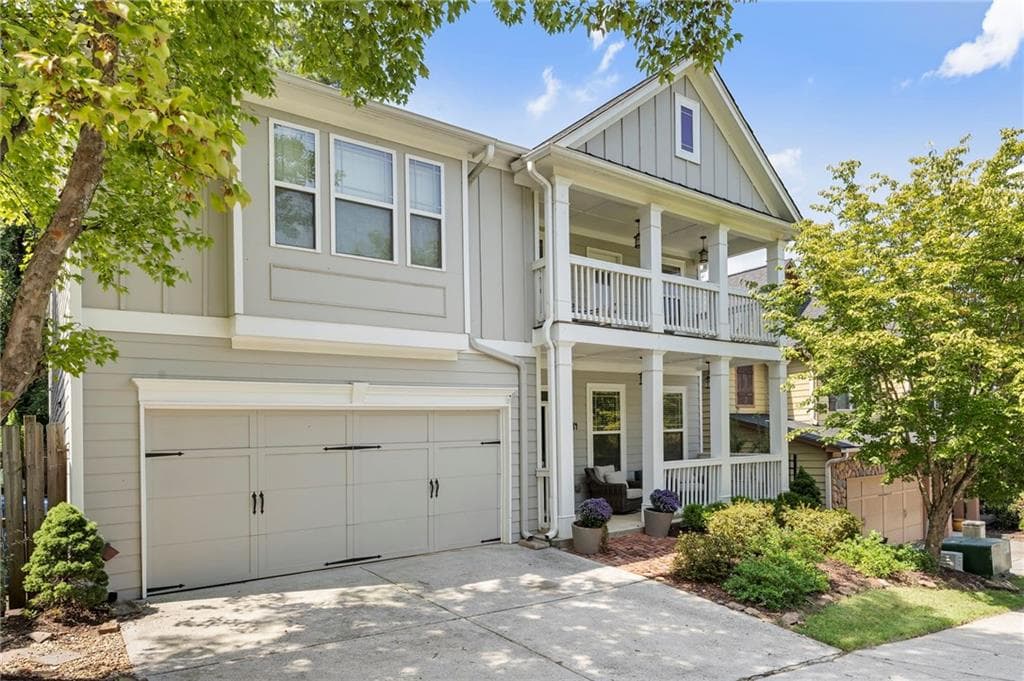 4 bedroom, 3 bathroom, 3,175 sq ft single family residence under contract at 2084 Hatteras Way, Atlanta, GA 30318 — photo 3