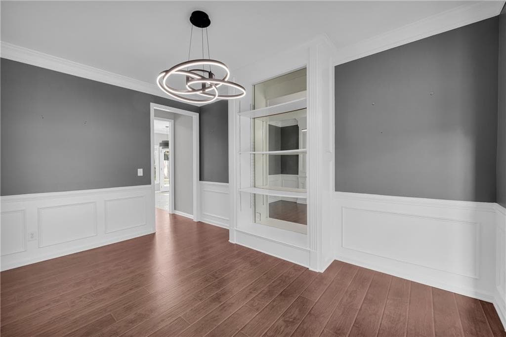 5 bedroom, 3 bathroom, 2,749 sq ft single family residence for sale at 1933 Arbor Springs Way, Buford, GA 30519 — photo 7