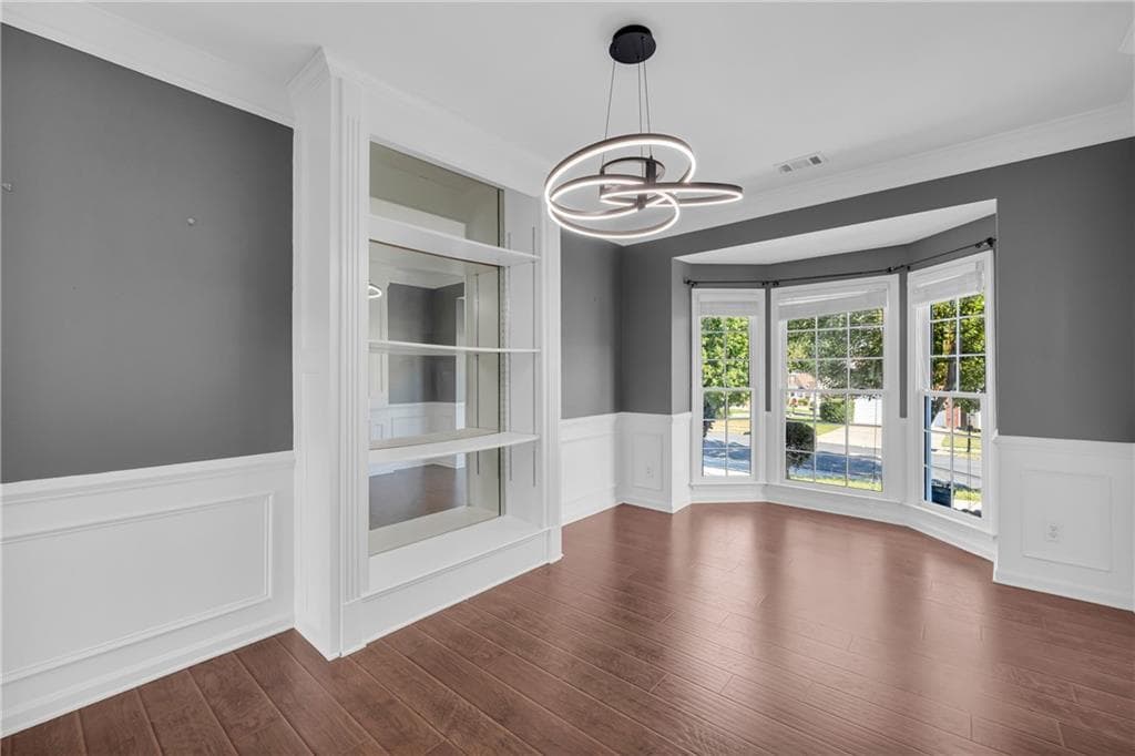 5 bedroom, 3 bathroom, 2,749 sq ft single family residence for sale at 1933 Arbor Springs Way, Buford, GA 30519 — photo 9