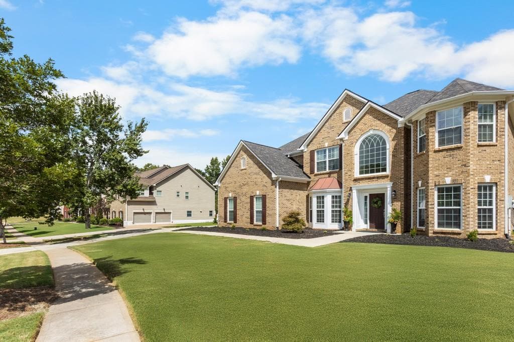 5 bedroom, 4 bathroom, 3,633 sq ft single family residence for sale at 1316 Darian Lane, Locust Grove, GA 30248 — photo 3