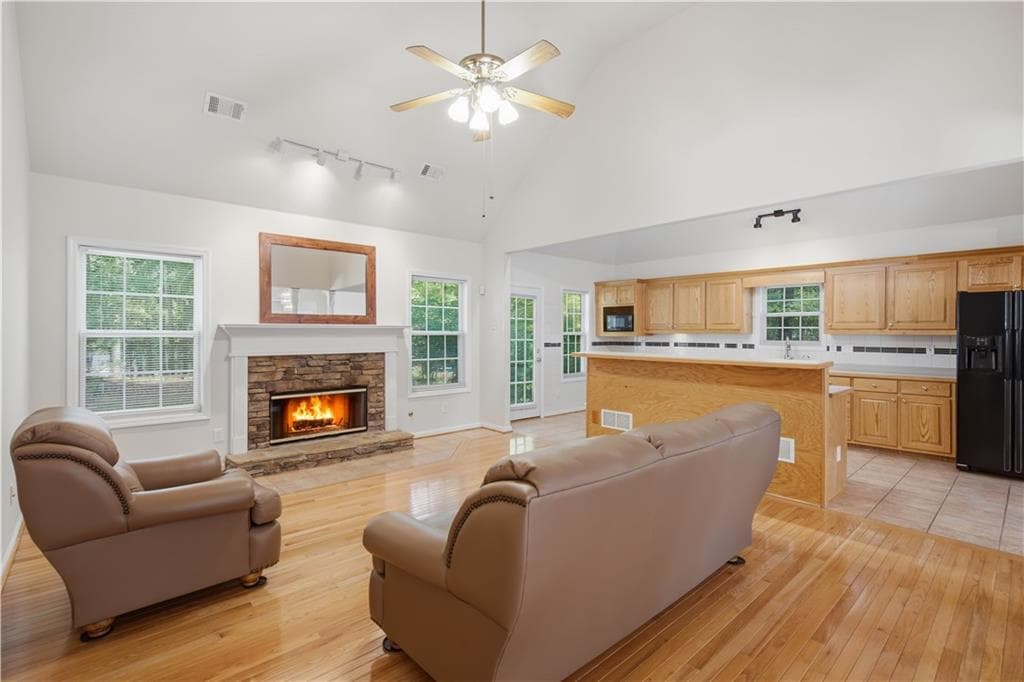 4 bedroom, 3 bathroom, 2,302 sq ft single family residence for sale at 3990 F A A Road, Cumming, GA 30041 — photo 10