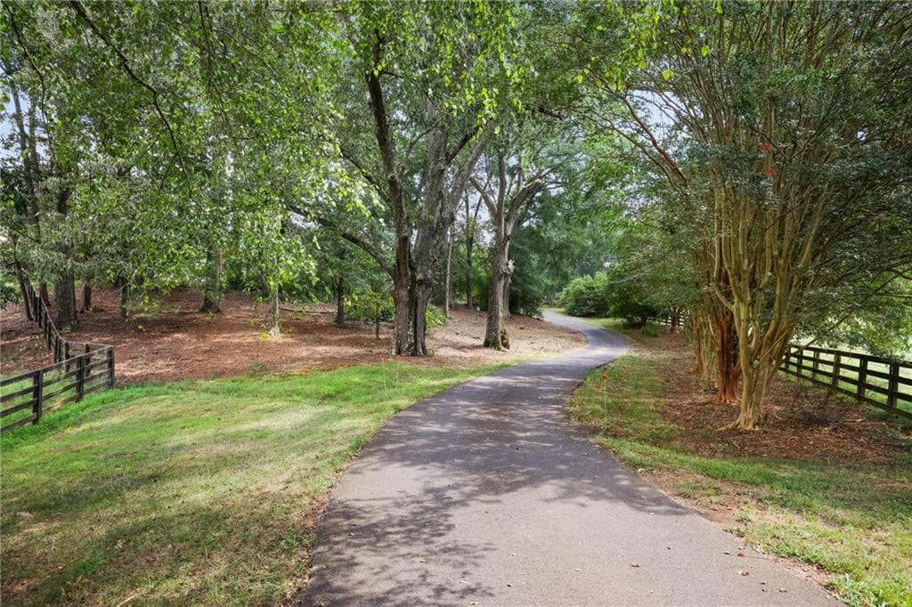 4 bedroom, 4 bathroom, 4,212 sq ft single family residence for sale at 4998 Old Dalton Road, Rome, GA 30165 — photo 6