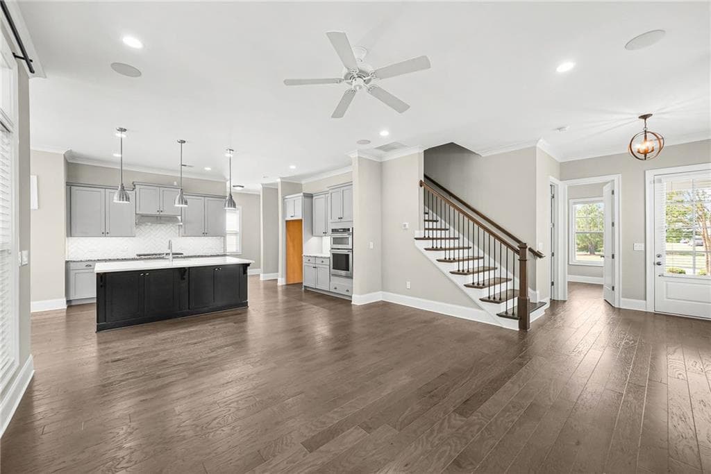 5 bedroom, 4 bathroom, 2,740 sq ft single family residence under contract at 304 Bandon Way, Peachtree City, GA 30269 — photo 3