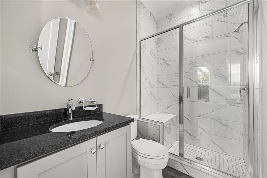 5 bedroom, 4 bathroom, 2,740 sq ft single family residence under contract at 304 Bandon Way, Peachtree City, GA 30269 — photo 10