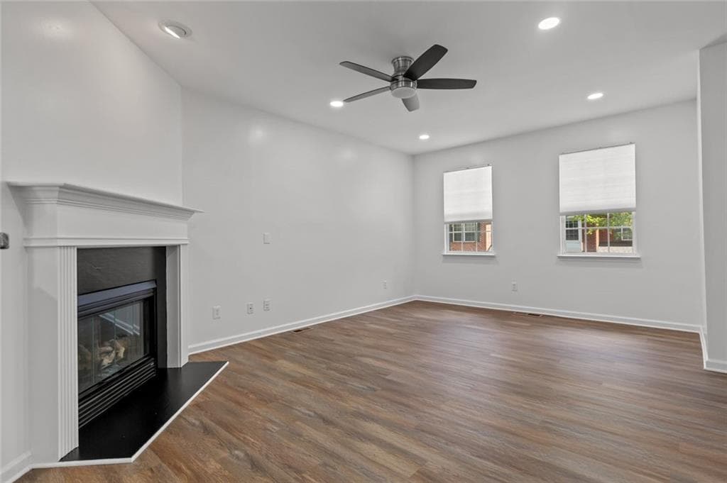 3 bedroom, 4 bathroom, 2,033 sq ft townhouse for rent at 2122 Meadow Peak Road, Duluth, GA 30097 for $1,950 a month — photo 10
