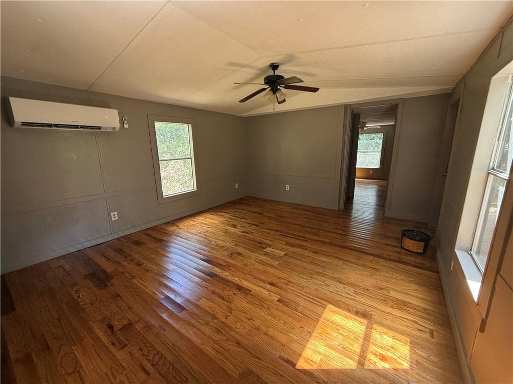 2 bedroom, 2 bathroom single family residence for rent at 260 Friendly Mission Lane, Cornelia, GA 30531 for $1,500 a month — photo 2