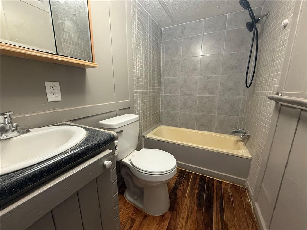 2 bedroom, 2 bathroom single family residence for rent at 260 Friendly Mission Lane, Cornelia, GA 30531 for $1,500 a month — photo 5
