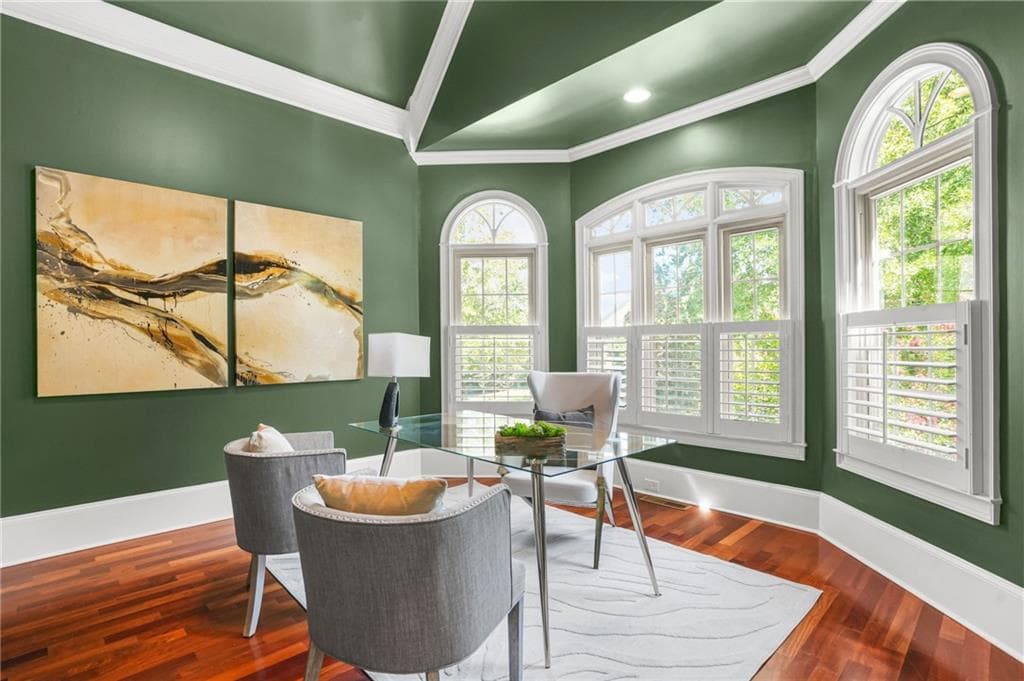 6 bedroom, 6 bathroom, 5,859 sq ft single family residence for sale at 10376 Royal Terrace, Alpharetta, GA 30022 — photo 8