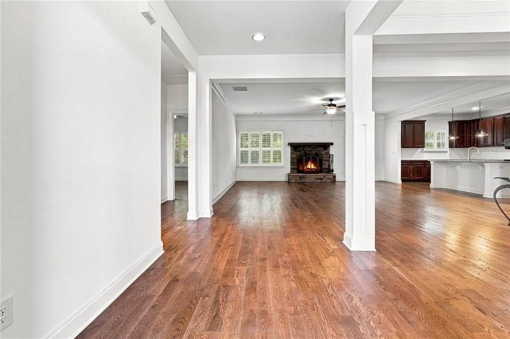 3 bedroom, 3 bathroom, 3,220 sq ft single family residence for sale at 423 Spring Lake Hills, White, GA 30184 — photo 4
