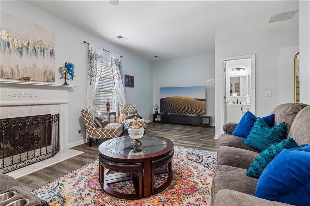 4 bedroom, 3 bathroom, 2,270 sq ft single family residence for sale at 117 Brookvalley Crossing, Dallas, GA 30157 — photo 6