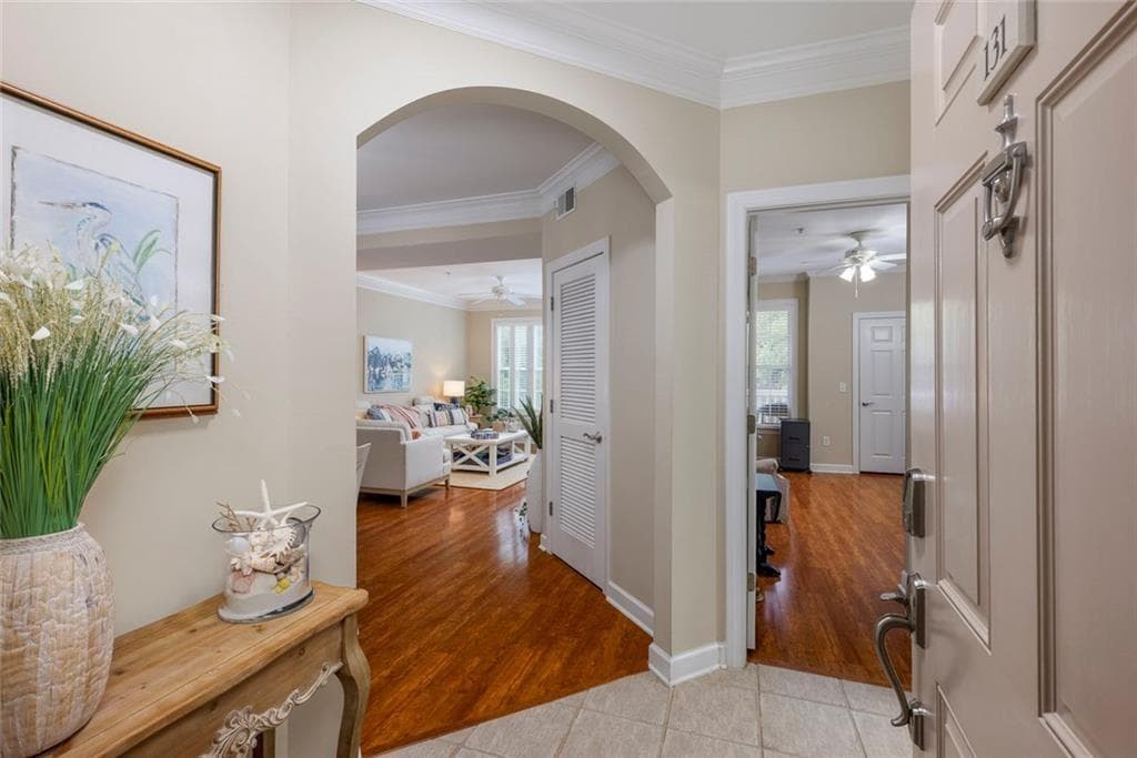 2 bedroom, 2 bathroom, 1,280 sq ft condominium for sale at 131 Ashford Circle 131, Dunwoody, GA 30338 — photo 4