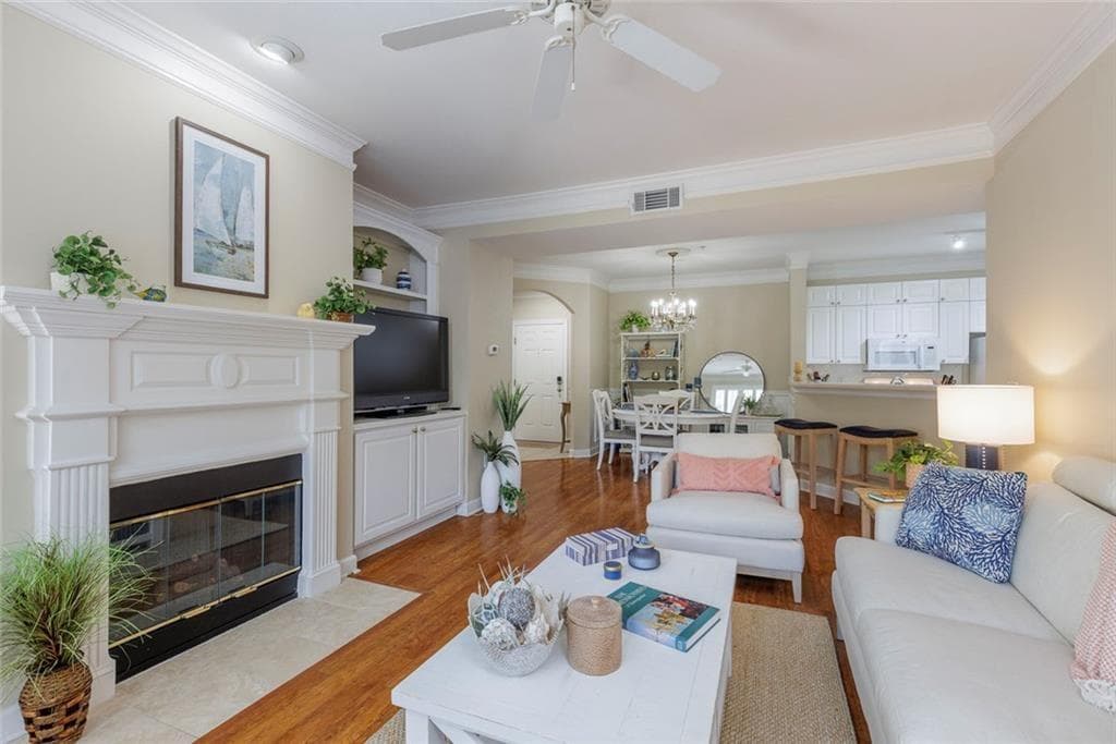 2 bedroom, 2 bathroom, 1,280 sq ft condominium for sale at 131 Ashford Circle 131, Dunwoody, GA 30338 — photo 7